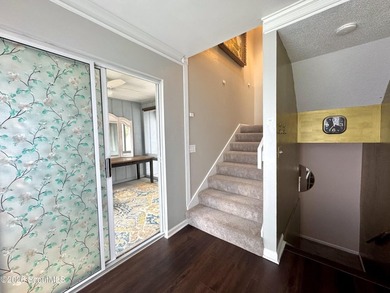 Well-appointed townhome in an ideal island location! Come see - photo 12