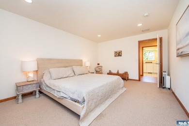 Welcome to a home where craftsmanship, comfort, and Sequim - photo 20
