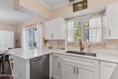 Well-appointed townhome in an ideal island location! Come see - photo 21