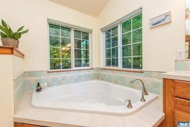 Welcome to a home where craftsmanship, comfort, and Sequim - photo 22