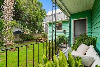 Charming 2 bedroom, 1 bath cottage on a quiet one way street - photo 29