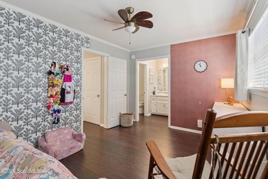 Well-appointed townhome in an ideal island location! Come see - photo 29