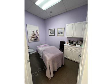 (Fountain Plaza) Professional Office space located in the heart - photo 6