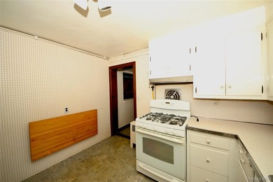 Welcome to this charming 4 bedroom, 2 bath Cape, ideally located - photo 6