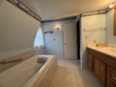 Welcome to your own slice of Maine paradise!  This 3-bedroom