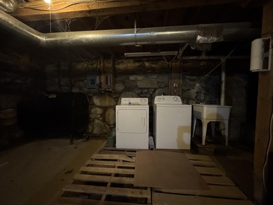 Welcome to your own slice of Maine paradise!  This 3-bedroom