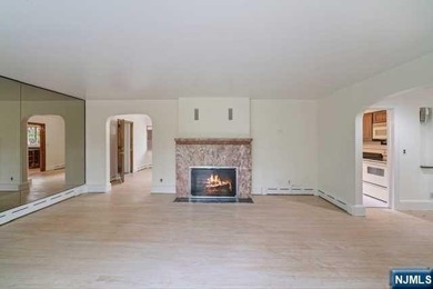 All Brick Ranch on Double Lots in Alpine. A Private Forest - photo 6