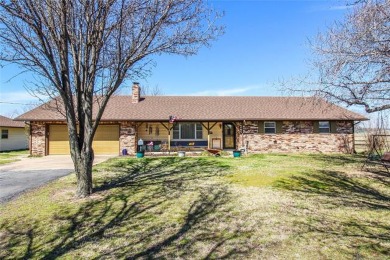 LOOKING FOR AN INVESTMENT PROPERTY AT THE LAKE? Stop what you - Lake Home Under Contract in Checotah, Oklahoma