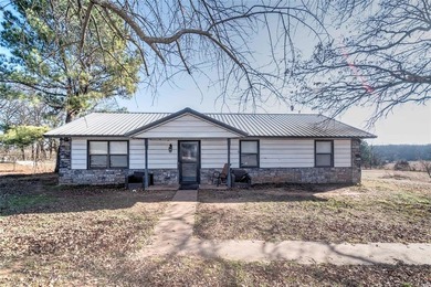 (private lake, pond, creek) Home For Sale in Chandler Oklahoma