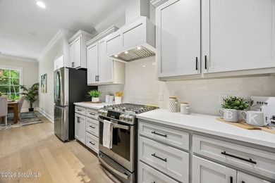 UNDER CONSTRUCTION AND ALREADY HALFWAY COMPLETE, THIS STUNNING - photo 12