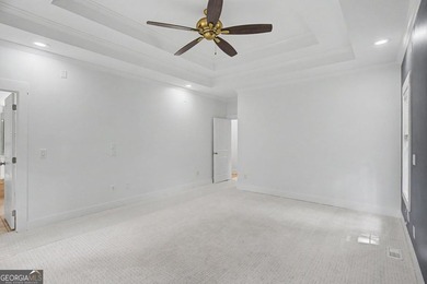 COMPLETELY RENOVATED INSIDE AND OUT! This beautifully updated - photo 18