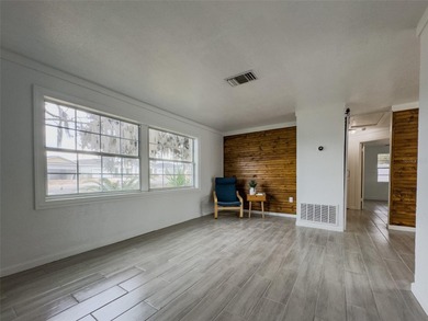 Move-in ready 3-bedroom, 2-bath home in a highly desirable - photo 6