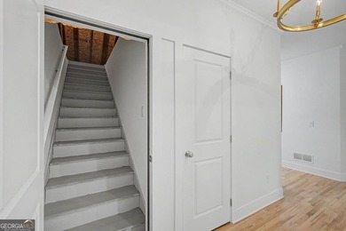 COMPLETELY RENOVATED INSIDE AND OUT! This beautifully updated - photo 27