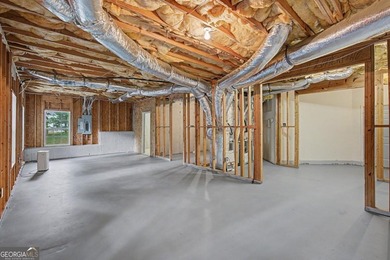 COMPLETELY RENOVATED INSIDE AND OUT! This beautifully updated - photo 33