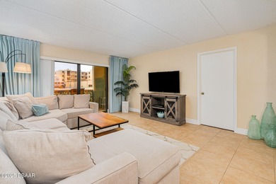 Discover the perfect blend of comfort, convenience, and coastal - photo 5