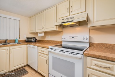 Discover the perfect blend of comfort, convenience, and coastal - photo 9