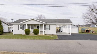 Lake Home For Sale in Monticello, Kentucky