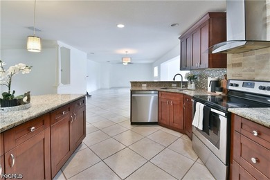 Spacious Home on a Rare Double Lot with Endless Possibilities - photo 10