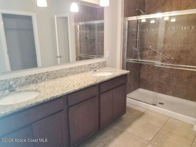 Welcome to this charming, 4-bedroom, 2-bathroom home nestled in - photo 15
