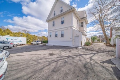 Exceptional mixed-use opportunity at 2919 Pawtucket Ave! Ideal - photo 10