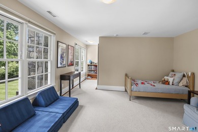 Meticulously maintained and move-in ready, 2 Half Mile Common - photo 21