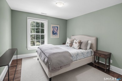 Meticulously maintained and move-in ready, 2 Half Mile Common - photo 23