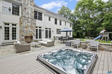 Meticulously maintained and move-in ready, 2 Half Mile Common - photo 28
