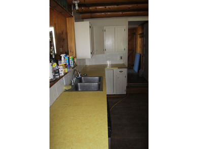 This multi functional building offers lots of different - photo 4