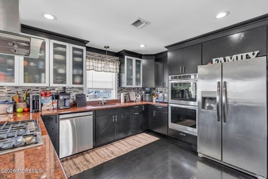 PRICE IMPROVEMENT - VACANT - EASY TO SHOW! Welcome to your dream - photo 1