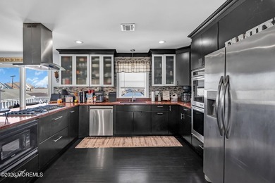 PRICE IMPROVEMENT - VACANT - EASY TO SHOW! Welcome to your dream - photo 3