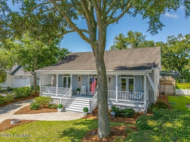 Location, lifestyle, and lovingly maintained, this one has it - photo 49