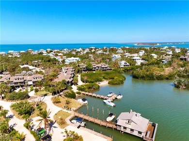 Priced to Sell! Positioned directly on the harbor in Safety - photo 11
