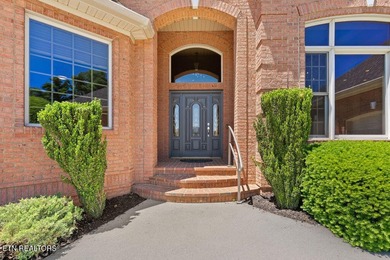 Absolutely stunning, one-owner, impeccably maintained all-brick - photo 11