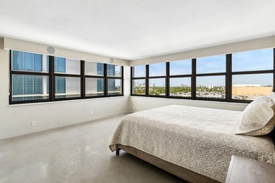 Experience South Florida waterfront living in this beautiful - photo 13