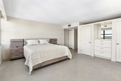 Experience South Florida waterfront living in this beautiful - photo 15