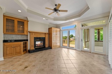 Absolutely stunning, one-owner, impeccably maintained all-brick - photo 16