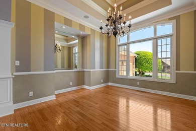 Absolutely stunning, one-owner, impeccably maintained all-brick - photo 23