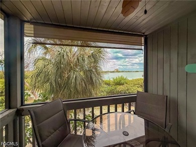 Priced to Sell! Positioned directly on the harbor in Safety - photo 27