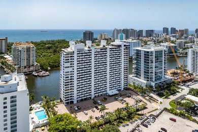 Experience South Florida waterfront living in this beautiful - photo 27