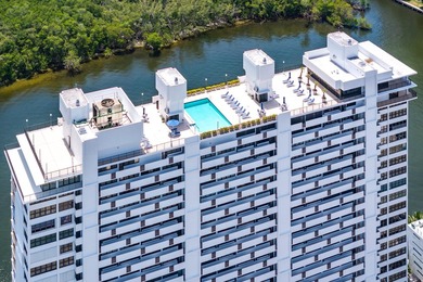 Experience South Florida waterfront living in this beautiful - photo 30