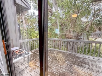 Priced to Sell! Positioned directly on the harbor in Safety - photo 38