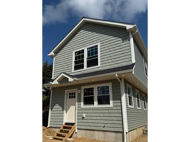 Hempstead Lake Home Sale Pending in West Hempstead New York