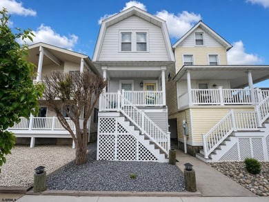 Located in the heart of Ocean City, this lovingly maintained - photo 1