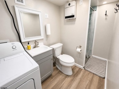 Located in the heart of Ocean City, this lovingly maintained - photo 6