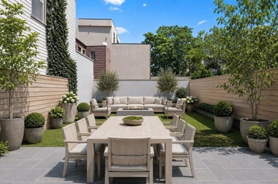 Welcome to Residence TH at 636 Lorimer Street, a duplex home - photo 10
