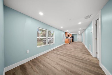 Fully renovated home in the heart of Fort Pierce! This 3-bedroom - photo 7