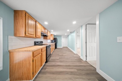 Fully renovated home in the heart of Fort Pierce! This 3-bedroom - photo 10