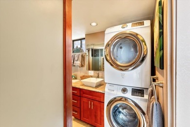 Kihei beachfront living at its finest! This beautifully - photo 8