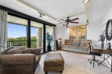 This turn key spacious 3 bedroom 3 bath top floor end unit is - photo 15