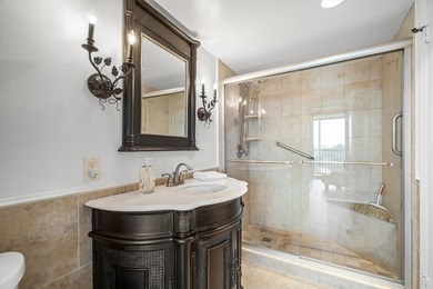 This turn key spacious 3 bedroom 3 bath top floor end unit is - photo 18